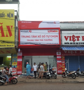THI CÔNG BẢNG HIỆU TUY HÒA